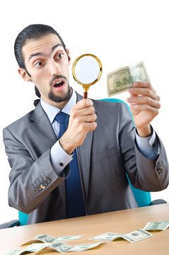 嘉兴市私家侦探调查：独立女性婚姻满意度高吗